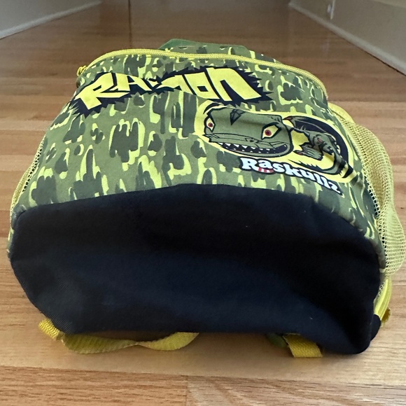 Raskullz Radgon Green Dinosaur Kids Backpack - Picture 6 of 15